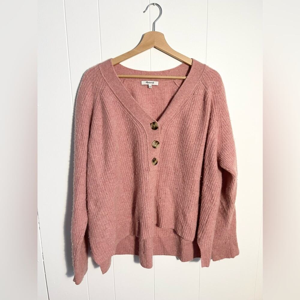 Madewell Lyle henley pink ribbed wool blend three button sweater - Picture 2 of 7